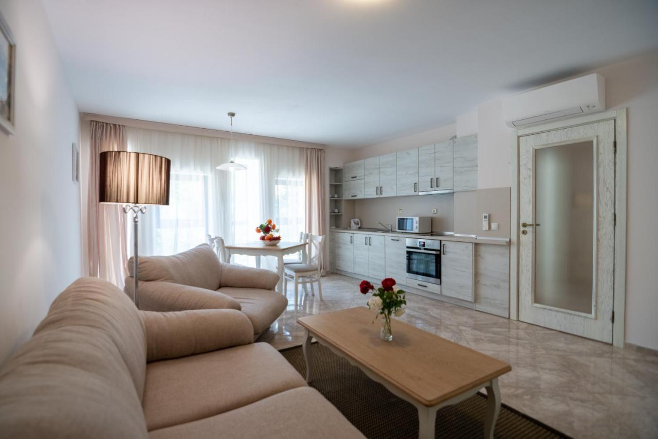 Antik Apartments Balchik Extérieur photo