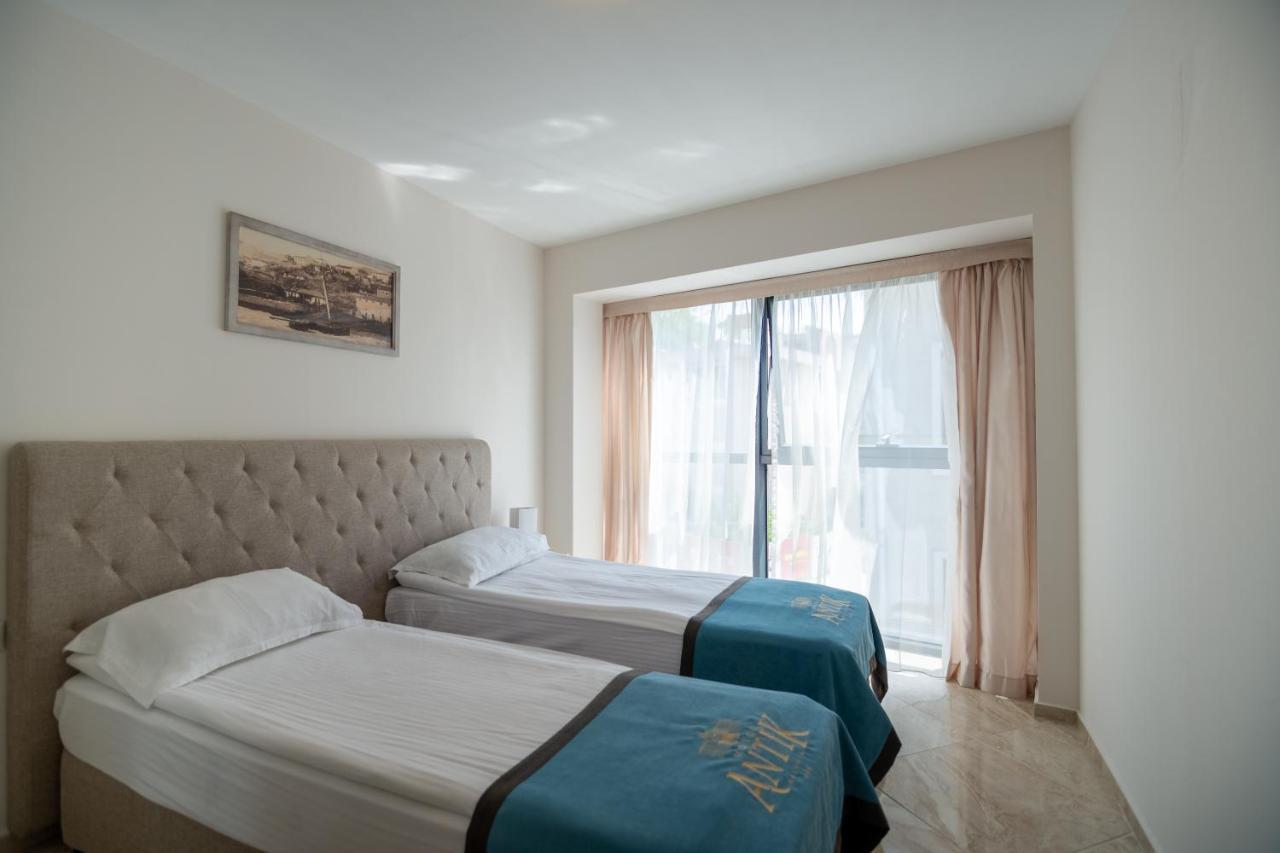 Antik Apartments Balchik Extérieur photo