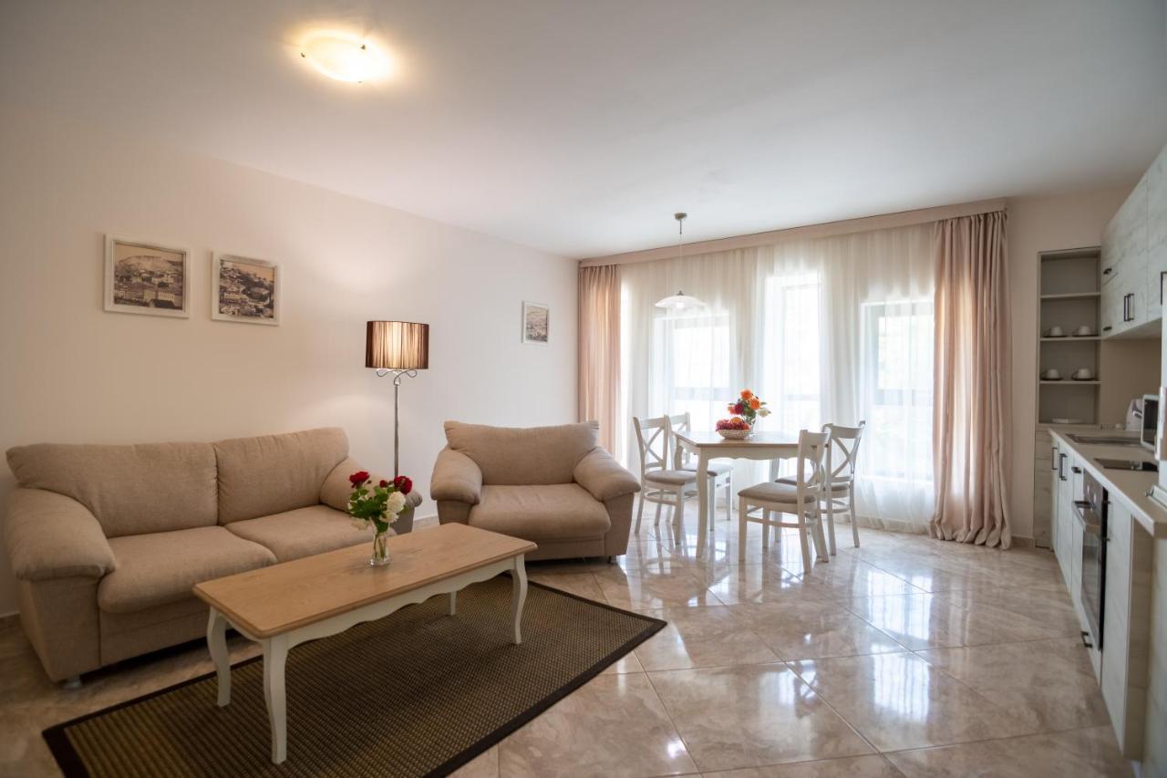 Antik Apartments Balchik Extérieur photo