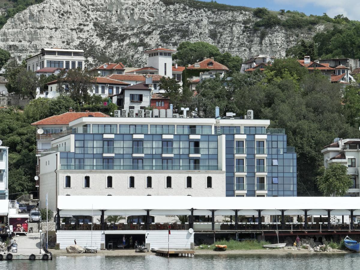 Antik Apartments Balchik Extérieur photo