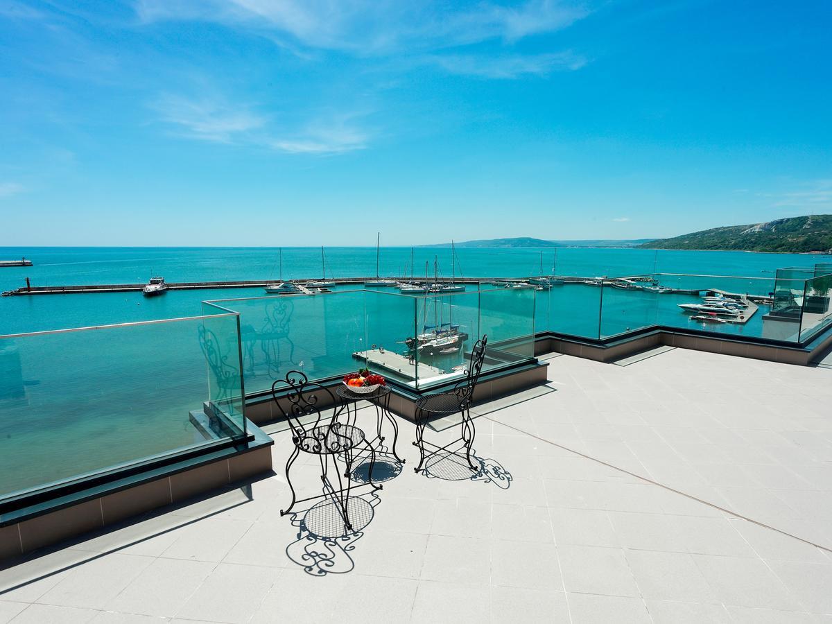 Antik Apartments Balchik Extérieur photo
